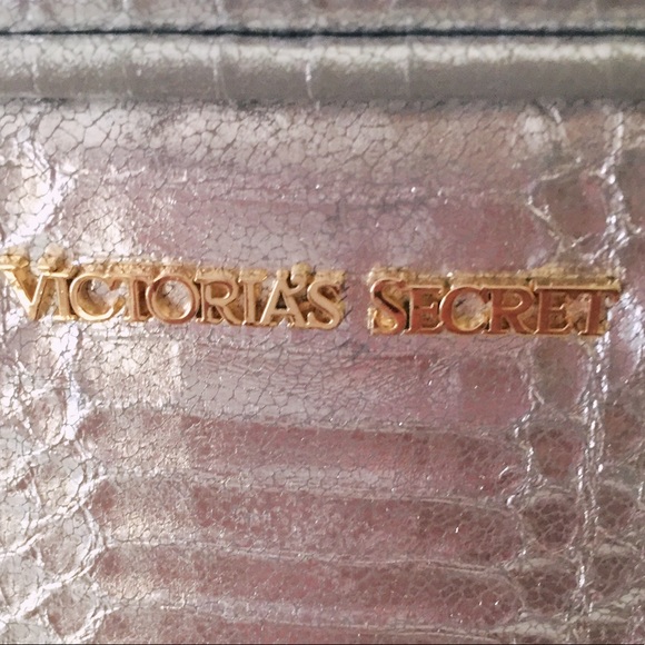 Victoria’s Secret Silver Crossbody  Chain Strap - Picture 2 of 8